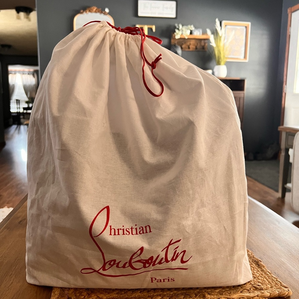 Christian Louboutin Caba Rock Patent Birdy Tote - Picture 3 of 14